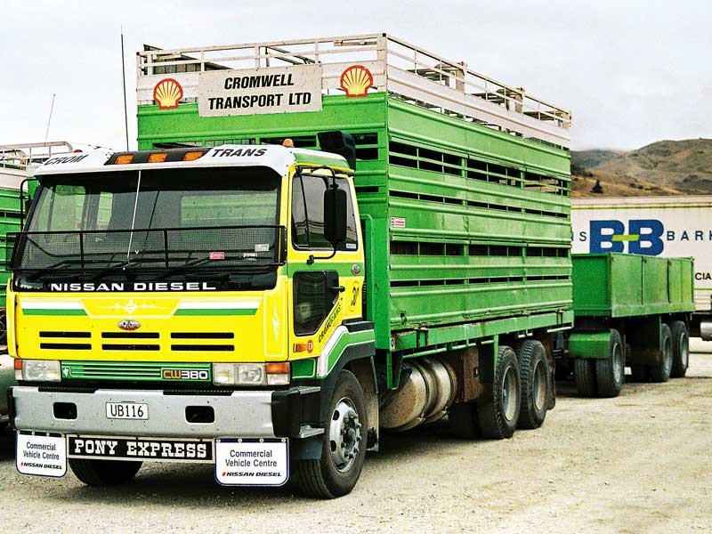 Old school trucks: Cromwell Transport