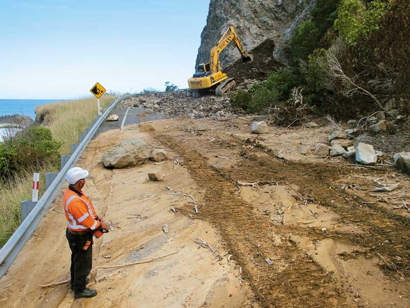 Work begins on massive slip at Ohau Point