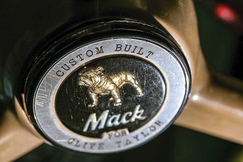 Mack B 41X bull dog