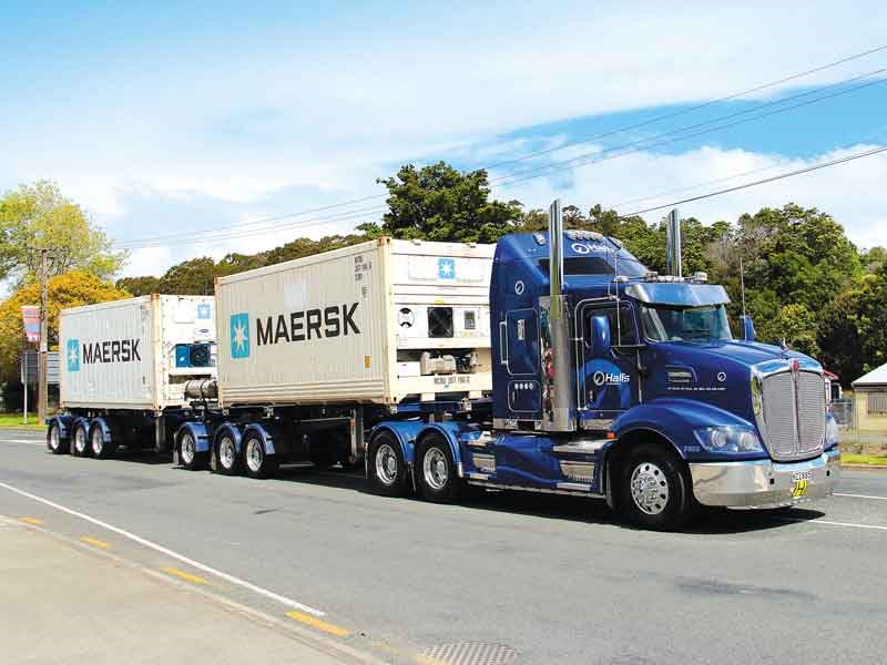 Best Kenworth - Pete Halls Kenworth photo by Rob Cowley