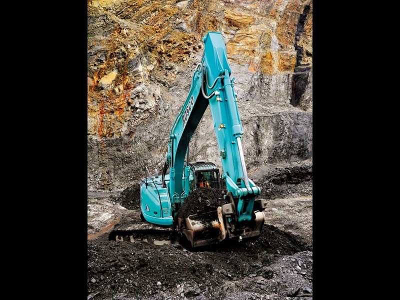 The Ed heads to Reefton to check out the Kobelco exccavators at work in an open cast coal mine