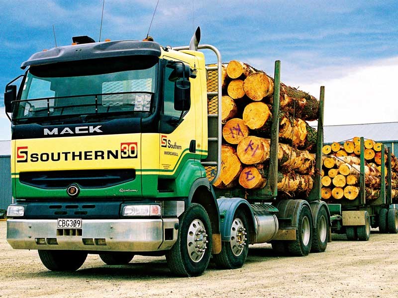 Southern Transport Part 2 Mack Quantums found favour in the logging fleet for a time in the early 2000s