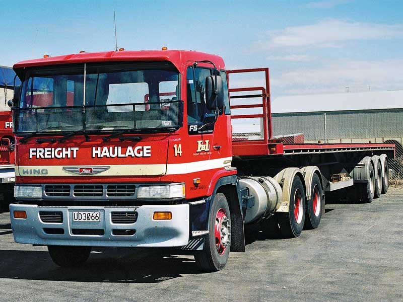 Old School Trucks: Freight Haulage Part 1