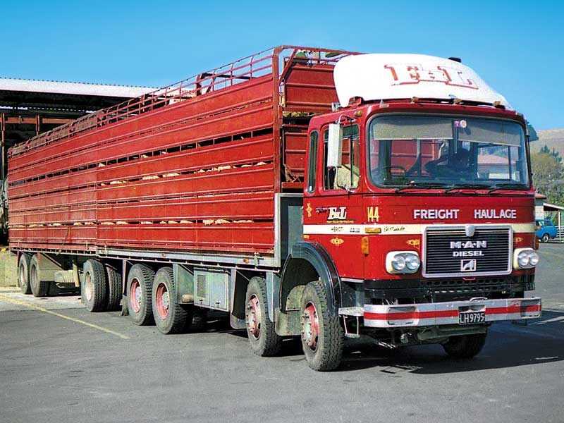 Old School Trucks: Freight Haulage Part 1