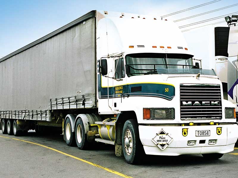 Old School Trucks: Hokonui Haulage