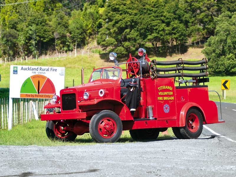 Photos: restored 1942 International fire truck