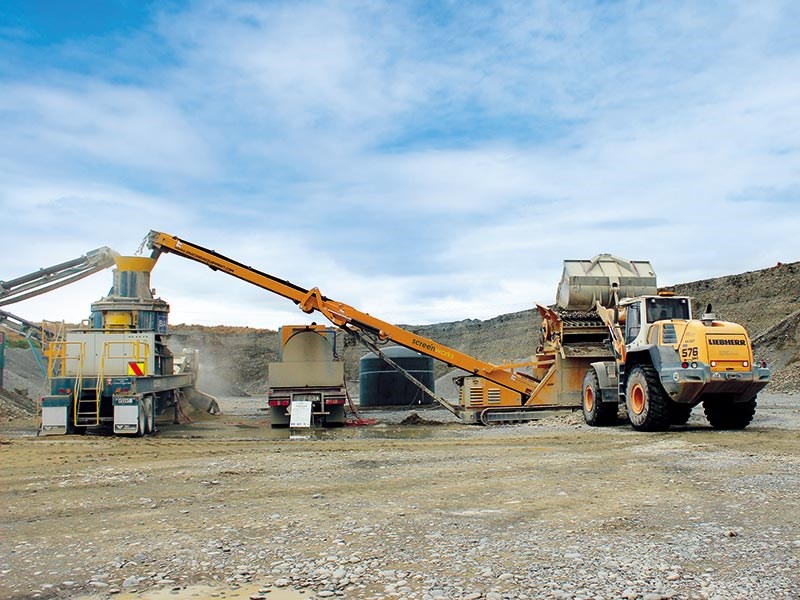 Anaconda conveyor gear at Southern Screenworks