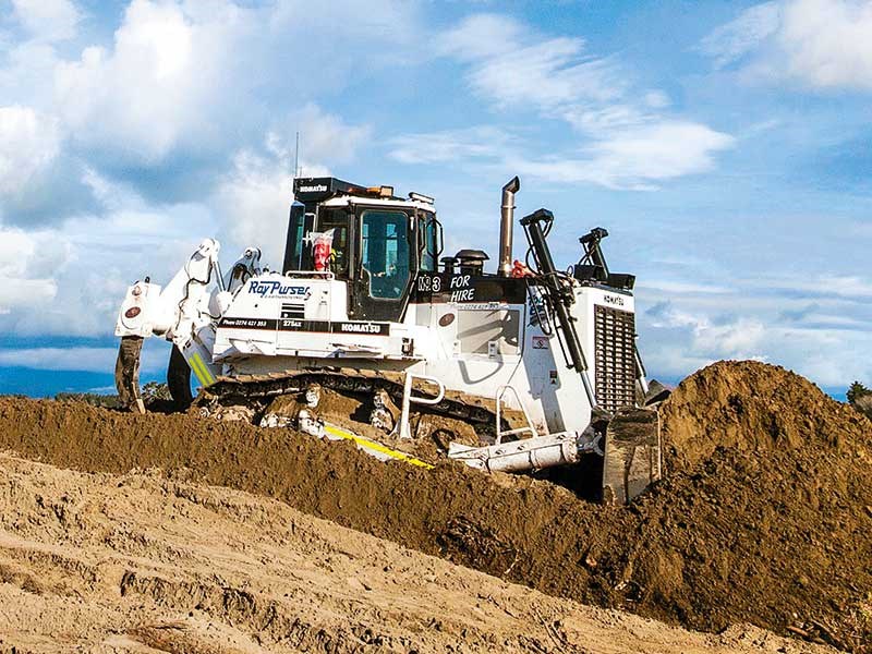 Komatsu dozer shines for Ray Purser