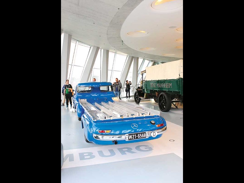 Mercedes-Benz Museum: the highlights