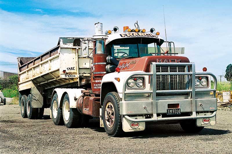 Old school trucks: Road Metals