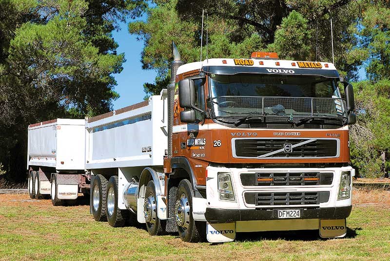 Old school trucks: Road Metals