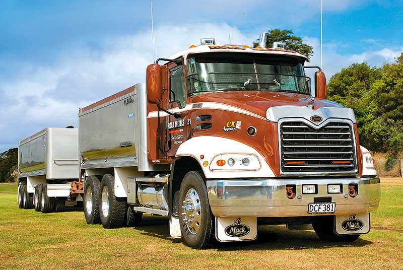 Old school trucks: Road Metals