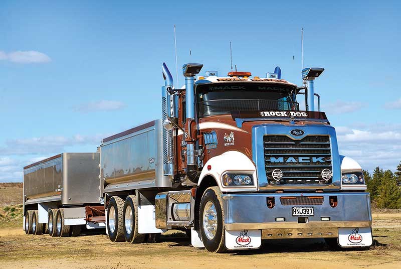 Old school trucks: Road Metals