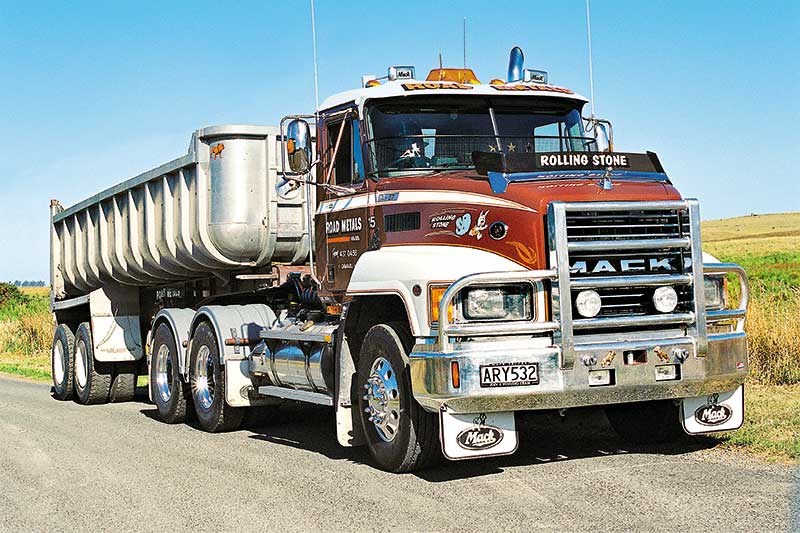 Old school trucks: Road Metals