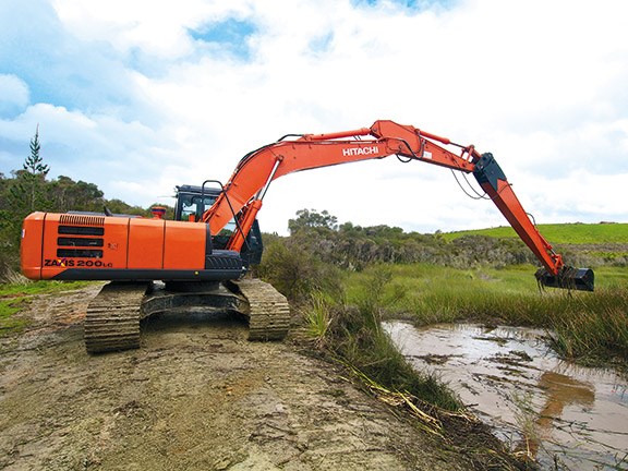 Robur maxi-reach excavator attachment