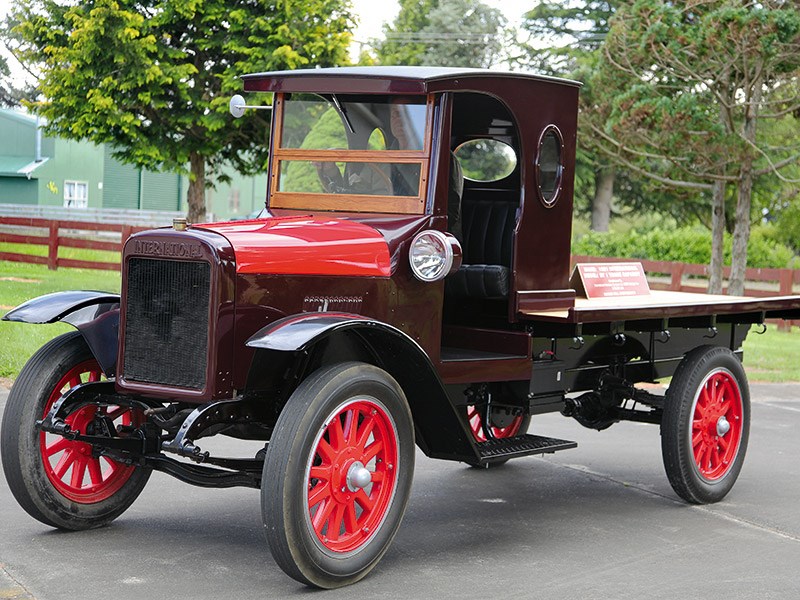 Historic truck: ST 1921 International truck