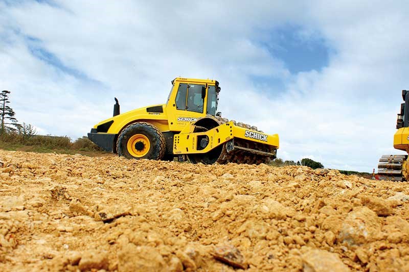 Schick Contracting & Cartage BOMAG gear