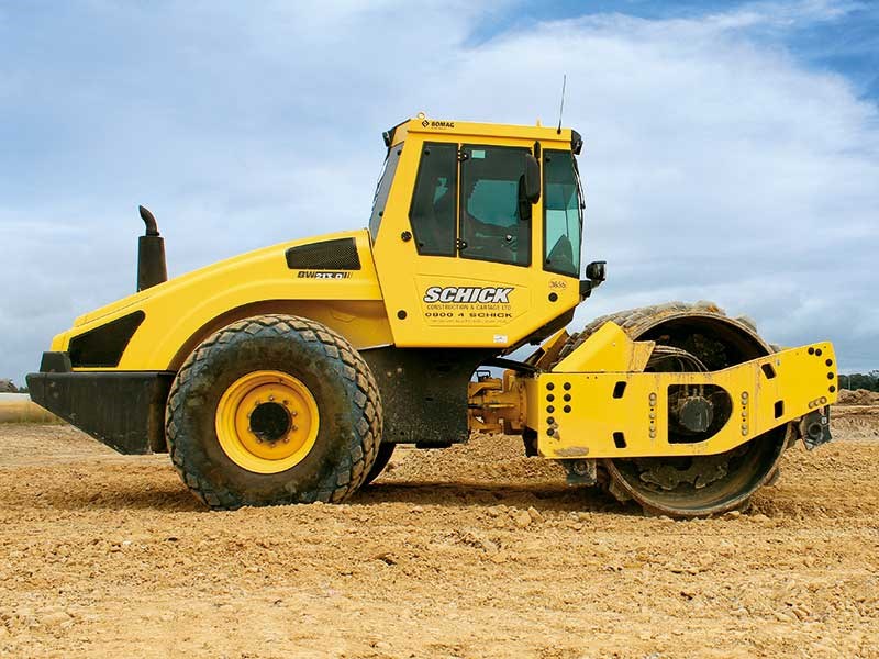 Schick Contracting & Cartage BOMAG gear