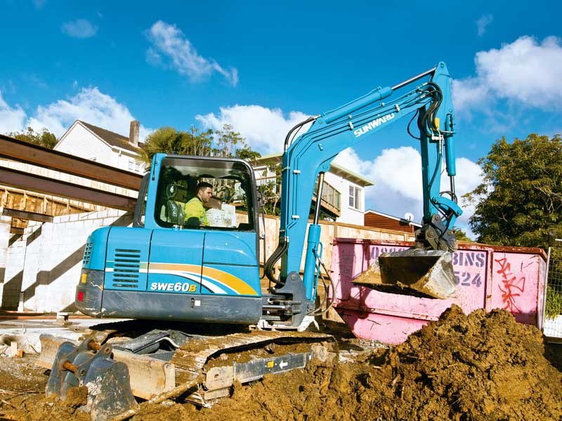 Sunward SWE 60B excavator review