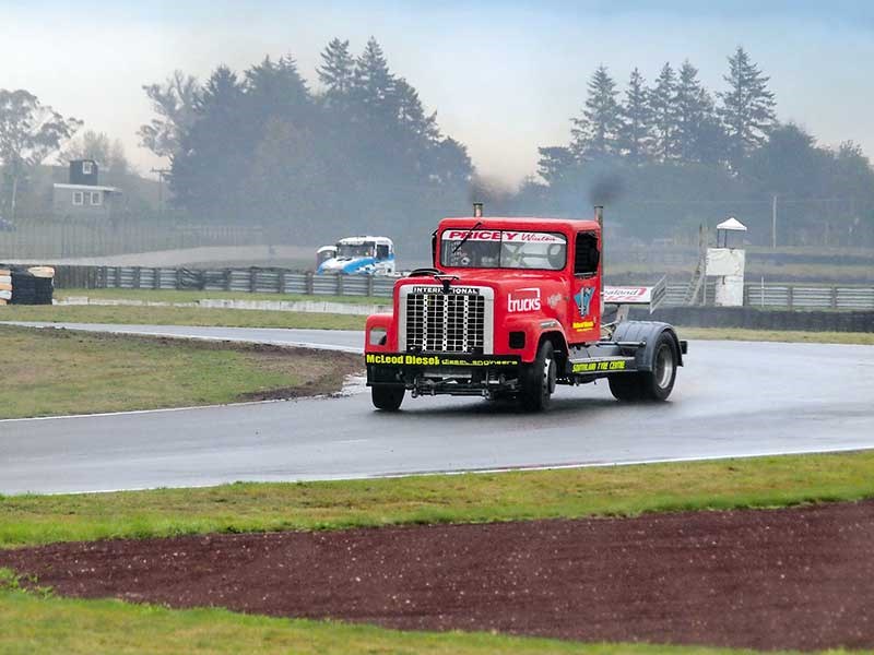 Photos: last round of NZ Super Truck series