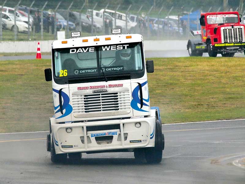 Photos: last round of NZ Super Truck series