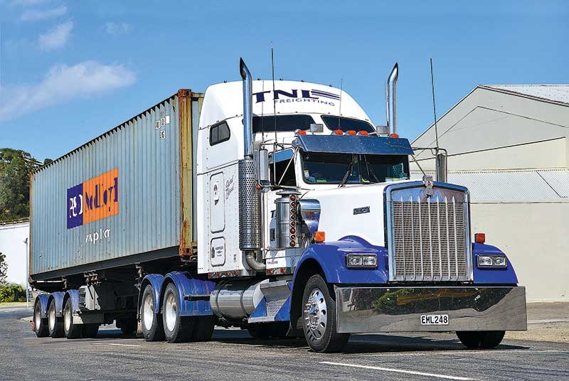 Old school trucks: TNL Freighting (pt 3)