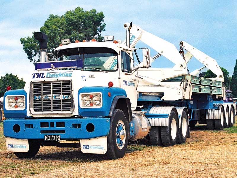 Old school trucks: TNL Freighting part 1