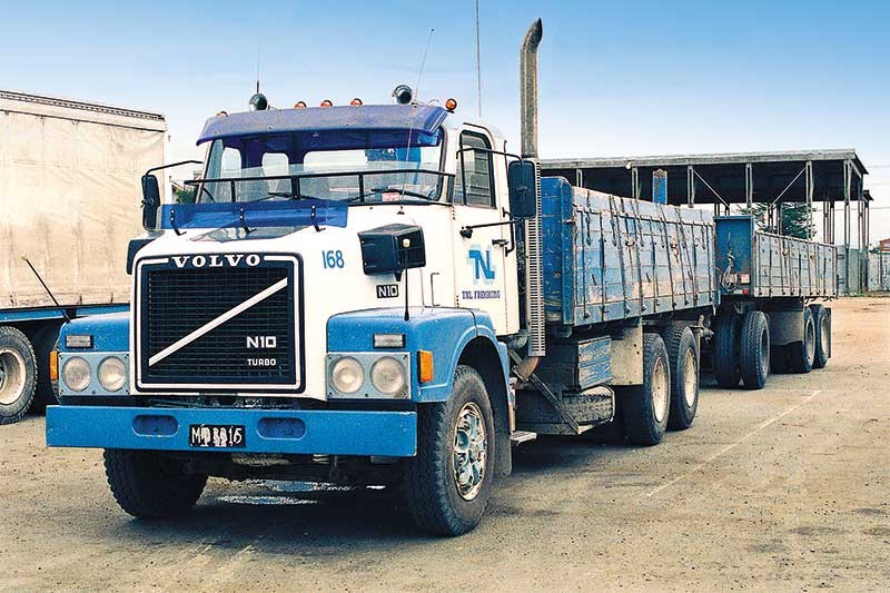 Old school trucks: TNL Freighting part 1