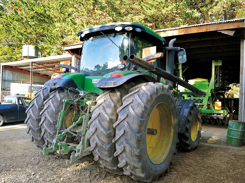 The John Deere 8260 R 