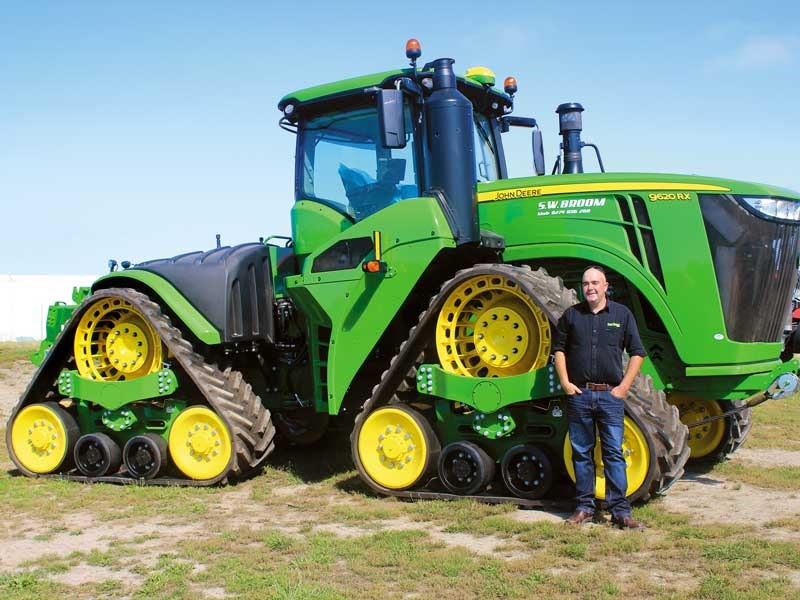 Brent Lilley checks out the massive John Deere 9620 RX