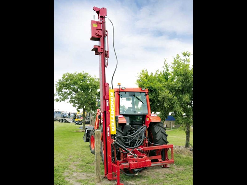 Farm Trader tested the Kinghitter Series 5 rotational post driver