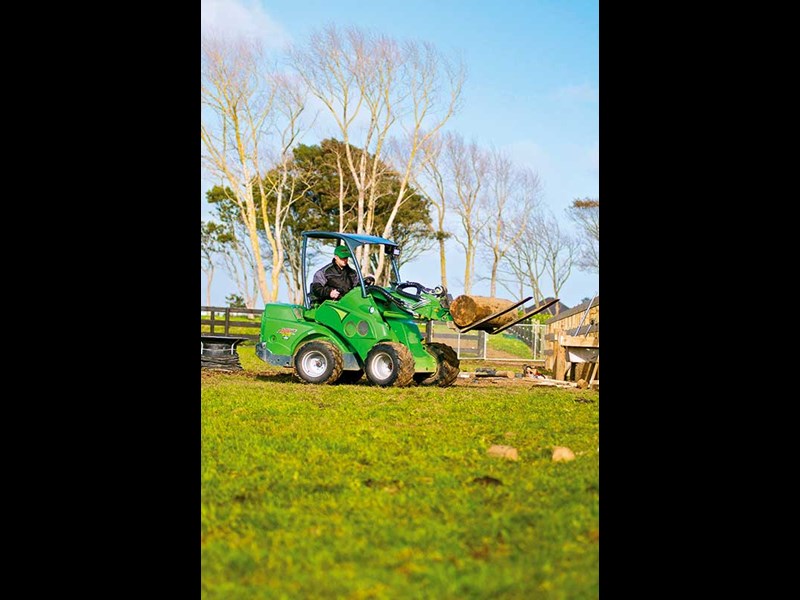 Avant 528 articulated telescopic loader review
