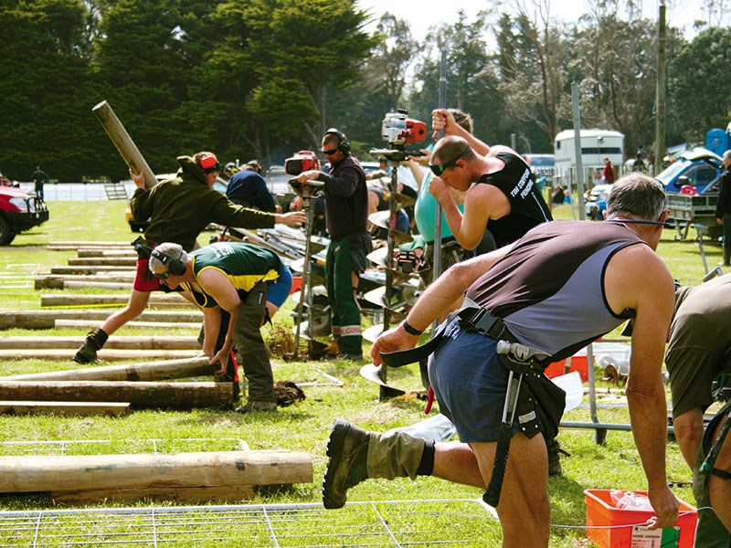 New Zealand fencing competitions heating up