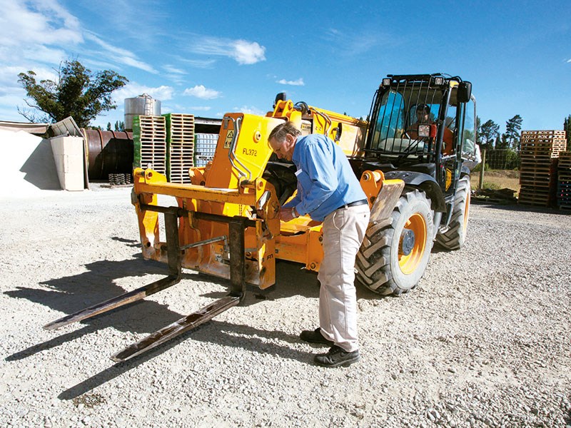 Materials handling: JCB 533-105 telehandler