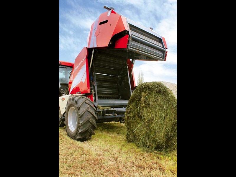Review: Live Mac L337 round baler