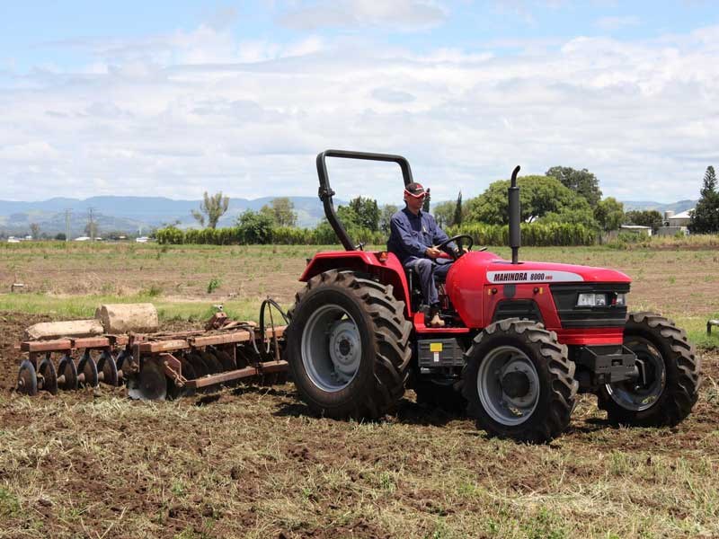 Mahindra 9500 ROPS tractor review