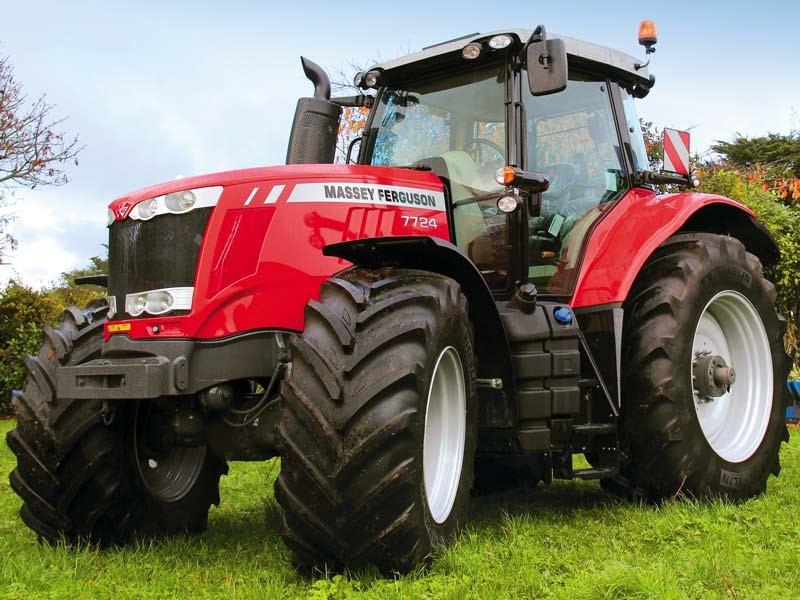 Massey Ferguson 7724 tractor review