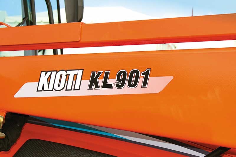 Top tractor 2016: Kioti PX1052