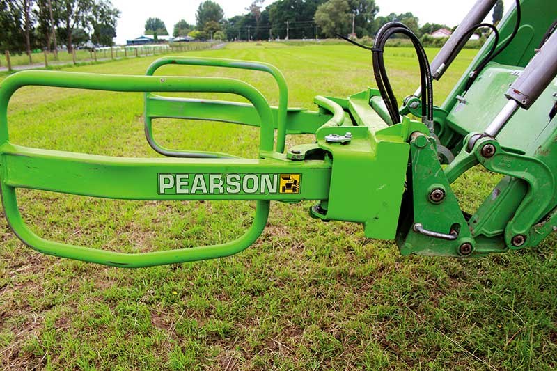 Pearson wrapped bale clamp