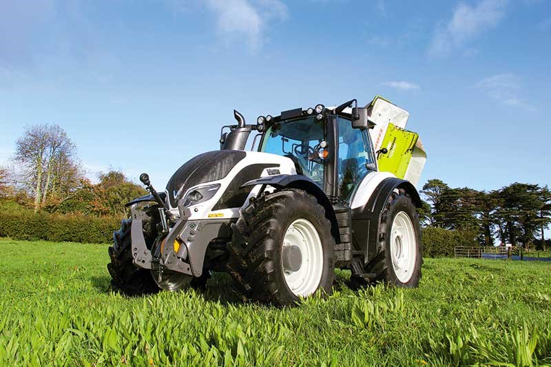 Valtra T174ecoD tractor review