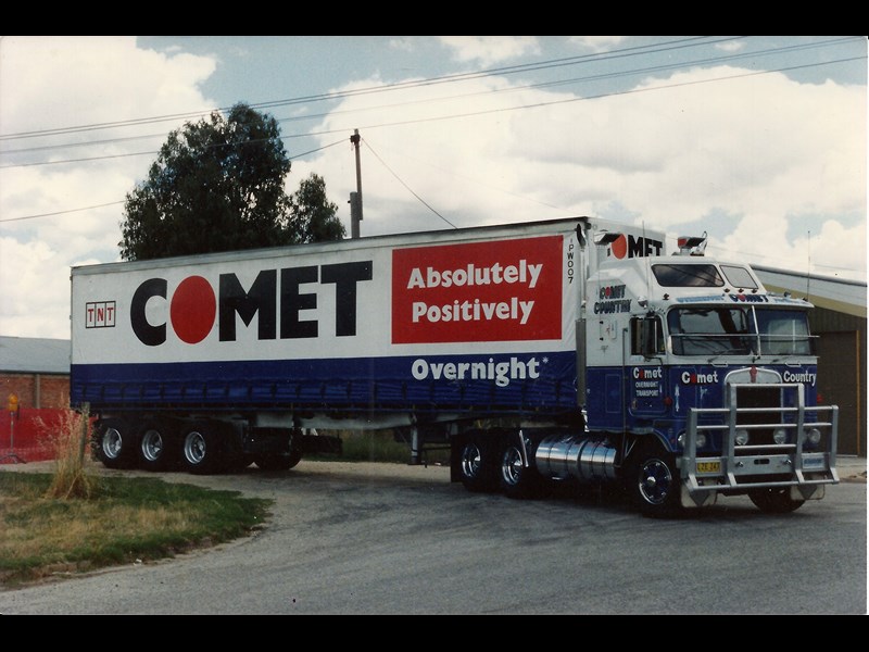 Terry Baker became an owner driver when he purchased this 1981 Kenworth Aerodyne to subcontract for Comet Overnight Transport