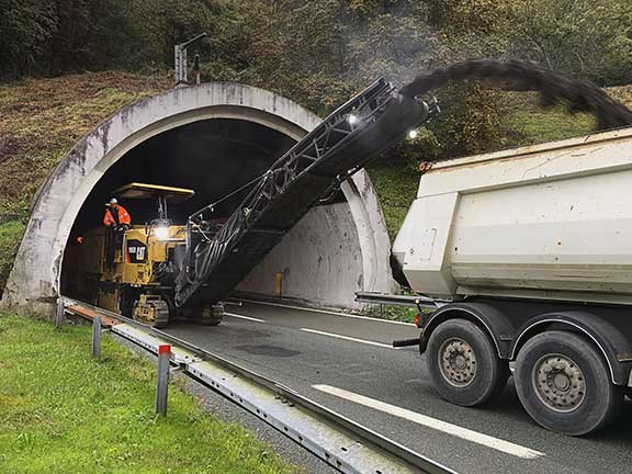 Cat PM620 working in tunnel