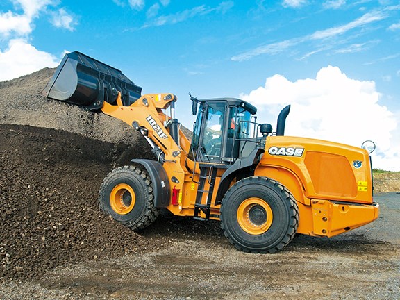 The Case 1021F wheel loader weighs in at around 24 tonnes.