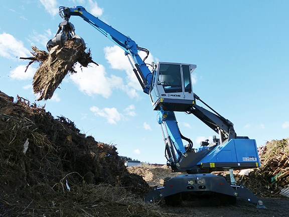 Fuchs MHL320 F material handler excavator