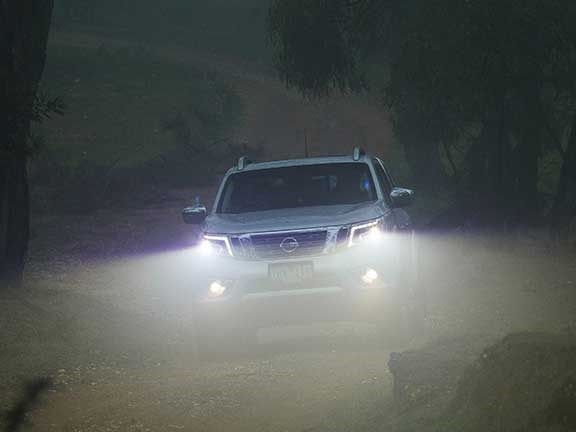 Nissan Navara driving at night