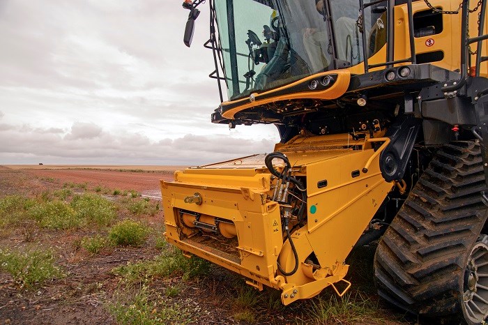 8045New Holland Cr1090 feed roll system