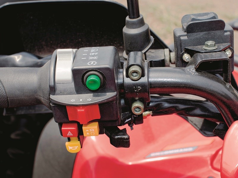 CF Moto CF500 ATV controls