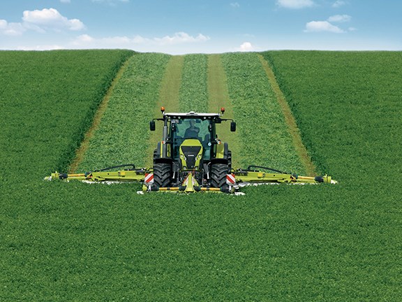 The Claas Disco 1100 Contour mower conditioner has a working width of 10.7m.