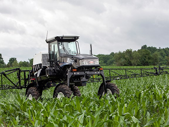 The Croplands Mako 450 self-propelled sprayer has arrived in Australia.