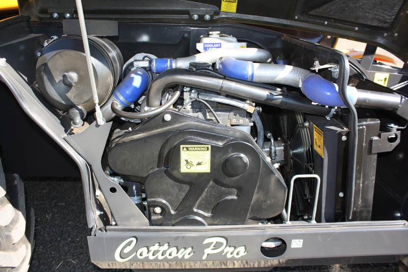 Dieci Cotton Pro 4 engine access